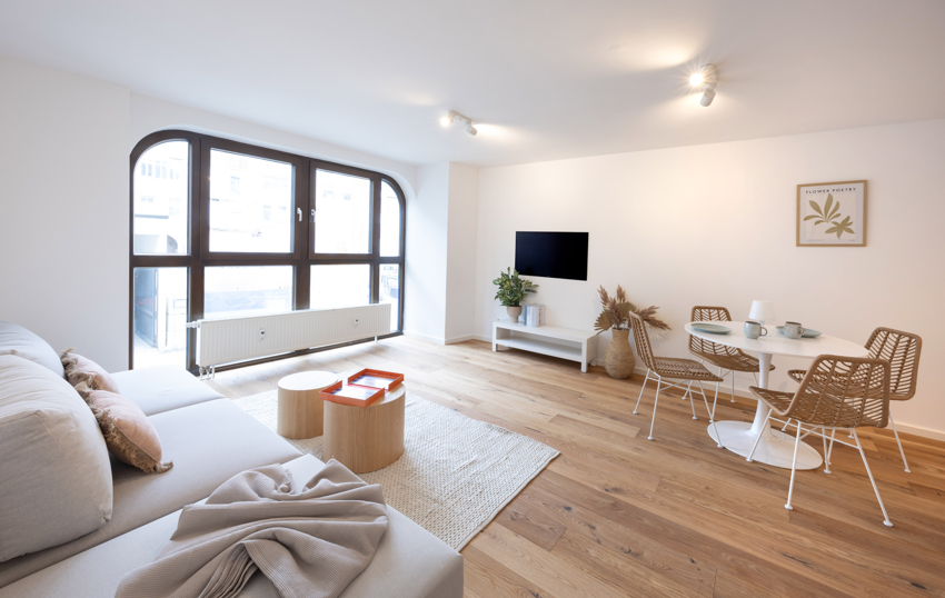 Wohnzimmer Etagenwohnung M�nchen