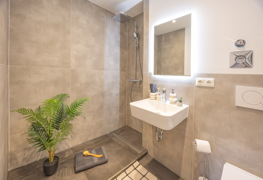 Bad mit Dusche Etagenwohnung M�nchen