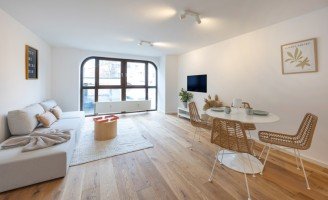 Hauptbild Provisionsfrei: Kernsaniert & bezugsfertig: 3 Zimmerwohnung in sehr guter Lage in Maxvorstadt,