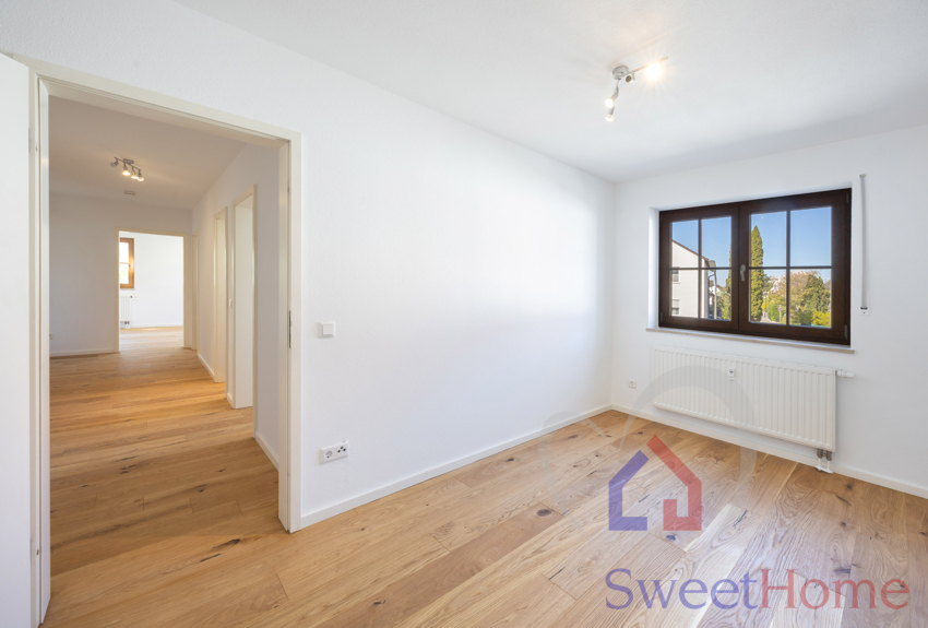 Schlafzimmer Etagenwohnung Moosburg