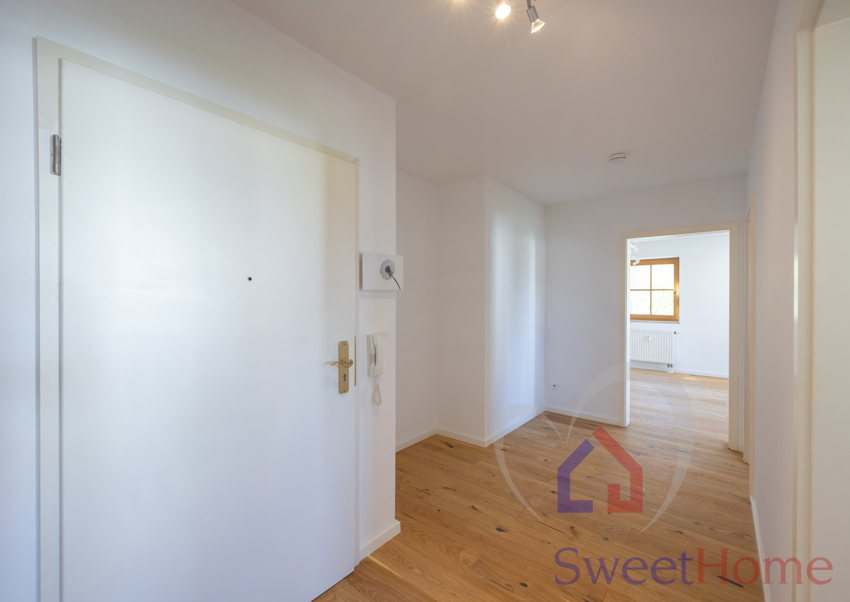 Flur Etagenwohnung Moosburg