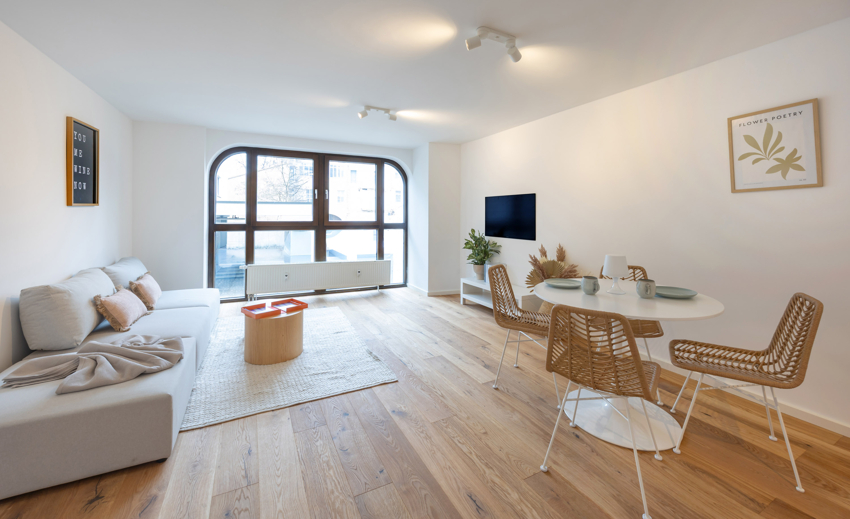 Wohnzimmer Etagenwohnung M�nchen