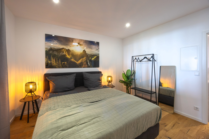 Schlafzimmer 1 Erdgeschosswohnung Miesbach